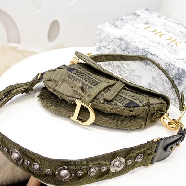 Dior包 迪奧Saddle Bag字母刺繡馬鞍包 Dior手提斜挎包  Dyd1417
